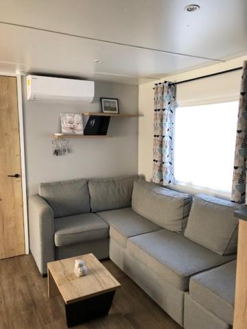 Camping Les Sables Du Midi Hotel วัลราส์-ปลาจ ภายนอก รูปภาพ