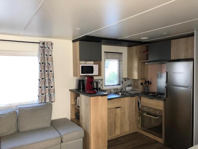 Camping Les Sables Du Midi Hotel วัลราส์-ปลาจ ภายนอก รูปภาพ