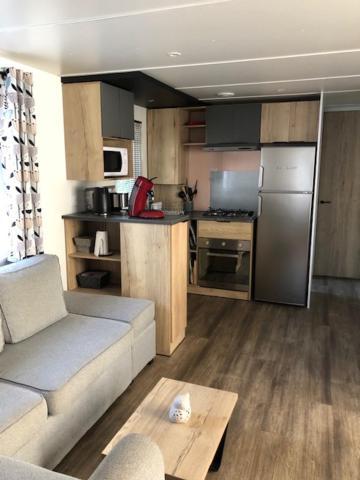 Camping Les Sables Du Midi Hotel วัลราส์-ปลาจ ภายนอก รูปภาพ