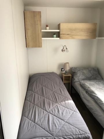 Camping Les Sables Du Midi Hotel วัลราส์-ปลาจ ภายนอก รูปภาพ